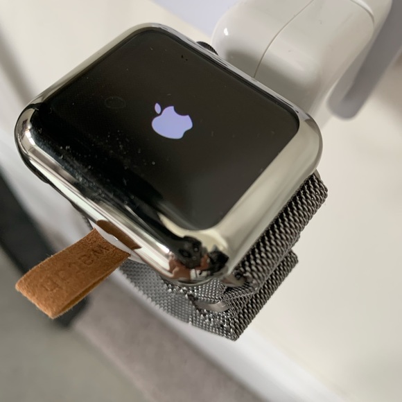 mobile digital Apple Watch portable charger - Picture 9 of 10